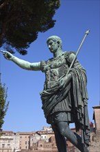 Italy, Lazio, Rome, Statue of Emporer Trajan in front of Trajans Forum. 
Photo Stephen Rafferty /