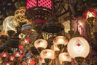 Turkey, Istanbul, Fatih  Sultanahmet  Kapalicarsi  Ornate lamps display in the Grand Bazaar.
