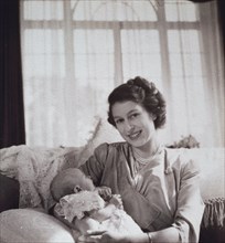 La princesse Elisabeth et le prince Charles bébé
