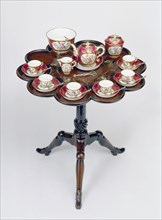 Service à thé en porcelaine datant du milieu du 18e siècle