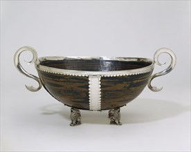 Silver Gourd bowl. Central America, c.17th century