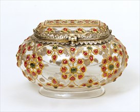Box with lid. Mughal, early 18th century