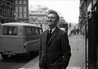 Alan Dean en 1956