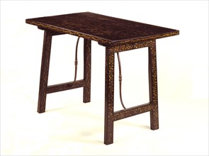 Table en bois peint, vers 1700