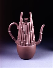 Sheng teapot, by Meng Hou. China, 18th century