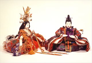 Emperor and Empress dolls, Japan