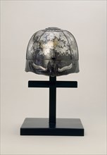Helmet Bowl, by Haruta Yoshihisa. Japan, 16th-17th century