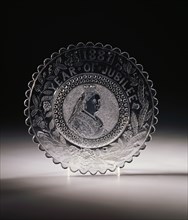 Assiette commémorative en or de Victoria, par Sowerby & Co