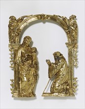 De Orna, Plaque de dévotion de la Vierge et l'enfant