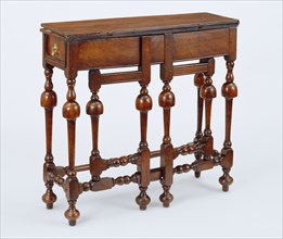 Gate-Leg Table. England, early 18th century
