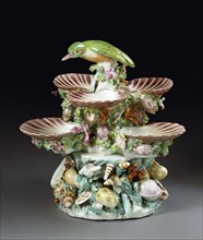 Sweetmeat dish centrepiece. Derby, England, late 18th century