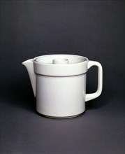 Teapot and lid, by Grethe Meyer. Copenhagen, Denmark, 20th century