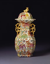 Vase, by G.M and C.J. Mason. Stoke-on-Trent, England, mid-19th century