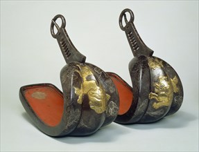 Pair of Stirrups, by Leshige. Japan, 18th century
