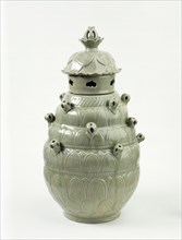 Funerary jar. Stoneware with a celadon glaze. China, Northern Song Dynasty, c.960-1100.