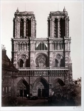 Baldus, Paris, la façade de l'église Notre-Dame