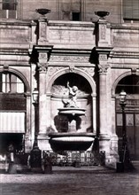 Baldus, Paris, St. Honoré fountain, woman seated on a lion