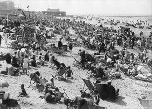 Overcrowded beach at Margate, Kent