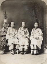China, portrait of young girls