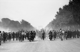 Parade on the Champs-Elysées, Paris, during the Liberation (August 1944)