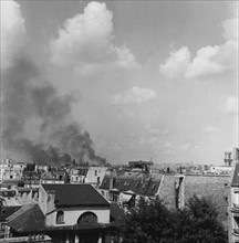 De nombreux incendies ravagent Paris lors de la Libération (août 1944)