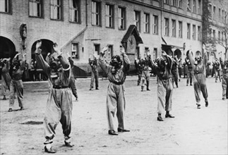 Exercices de défense passive en Allemagne (1936)