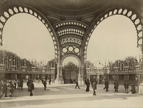 Paris. 1900 World Exhibition. The Great Door.