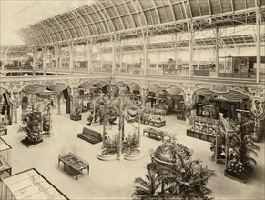 Paris. 1900 World Exhibition. Pavillon du costume.