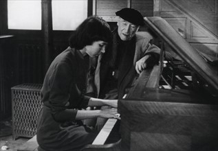 Piano lesson with Andre Gide