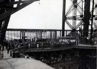 A 100 meter-high celebration of a mass above Paris, 1939
