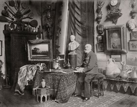 Charles-Théodore Frère dans son atelier