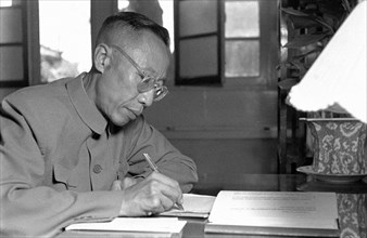 Pu Yi chez lui, à Pékin, septembre 1961