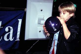 Light Up A Life Benefit At Fao Schwarz