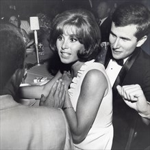 Entertainment News - Feb. 7, 1964