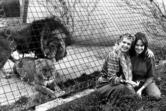 Entertainment News - May 7, 2001