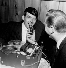 Vaughn Meader Obit