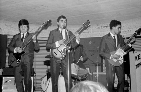 Rock band performing at the Golf-Drouot, 1964