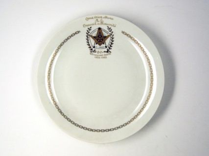 Faience plate with Masonic decoration.