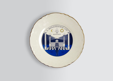 Faience plate with Masonic decoration.