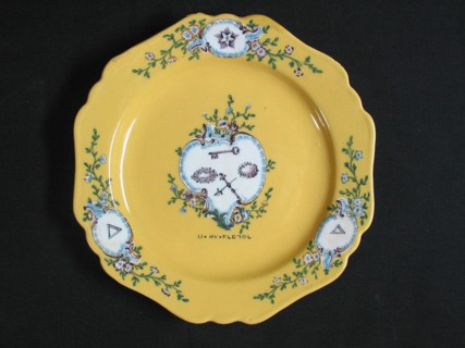 Faience plate.