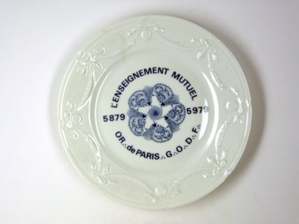 Porcelain plate.