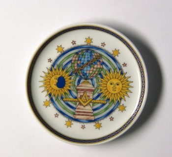 Coupelle en porcelaine.