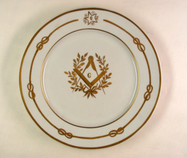 Assiette en porcelaine.