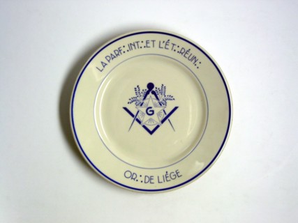 ‘Hotel ware’ porcelain plate.