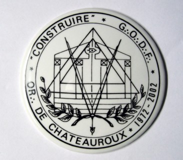Jeton en porcelaine à décors maçonniques