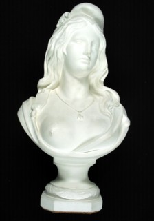 Marianne maçonnique en plâtre, 67 x 38 x 32 cm, fin 20e siècle
