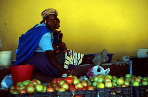 Zulu woman selling vegetables