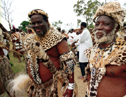 Gingindlovu, KwaZulu-Natal, South Africa 12/2003
shembe men, religion, religious, shembe church,