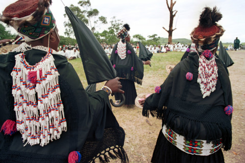 Gingindlovu, KwaZulu-Natal, South Africa, 12/2003
shembe women, festival, shembe church, religion,