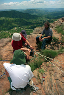 Mounteseel, 11/2001
mountaineering, climbing mountains, climbers, men, training, abseiling, ropes,